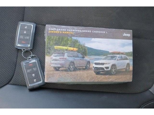 2023 Jeep Grand Cherokee Altitude 4x4