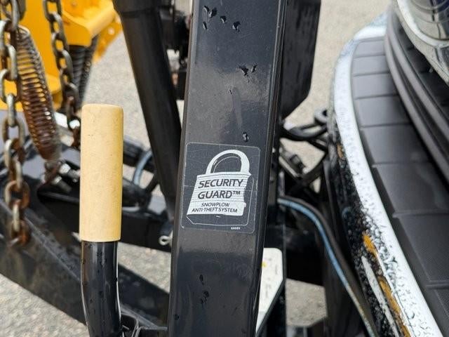 2017 Ford Super Duty F-250 SRW XLT 4WD Reg Cab 8' Box