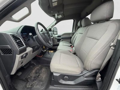 2017 Ford Super Duty F-250 SRW XLT 4WD Reg Cab 8' Box