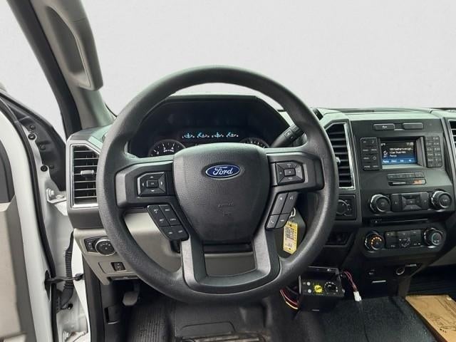 2017 Ford Super Duty F-250 SRW XLT 4WD Reg Cab 8' Box