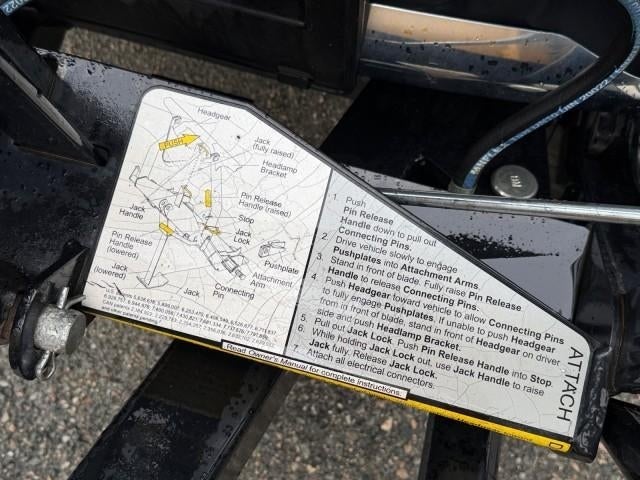 2017 Ford Super Duty F-250 SRW XLT 4WD Reg Cab 8' Box