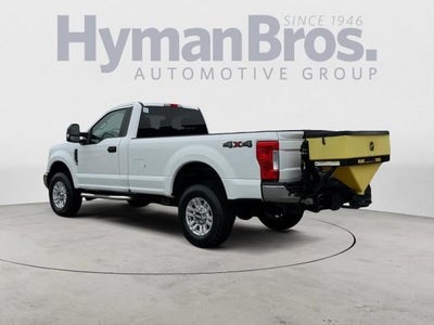 2017 Ford Super Duty F-250 SRW XLT 4WD Reg Cab 8' Box