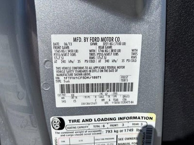 2013 Ford F-150 2WD SuperCrew 5-1/2 Ft Box XL