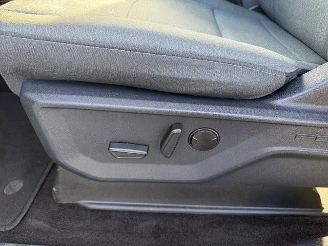 2022 Ford F-150 XL 4WD SuperCrew 5.5' Box