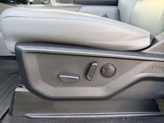 2025 Ford F-150 Lightning Flash 4WD SuperCrew 5.5' Box