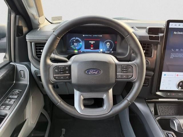 2025 Ford F-150 Lightning Flash 4WD SuperCrew 5.5' Box