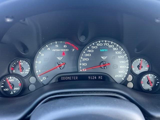 2004 Chevrolet Corvette 2dr Cpe