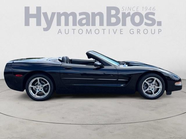 2004 Chevrolet Corvette 2dr Convertible