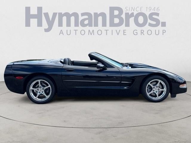2004 Chevrolet Corvette 2dr Convertible