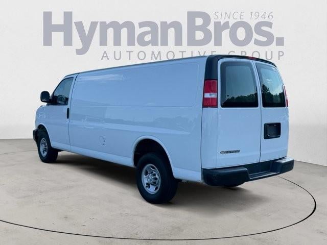 2022 Chevrolet Express Cargo Van 2500 Extended Wheelbase Rear-Wheel Drive