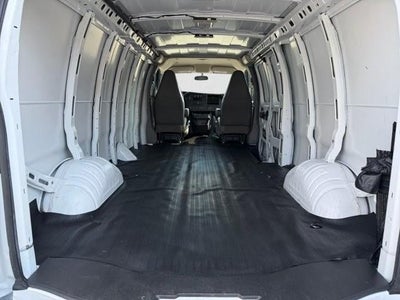2022 Chevrolet Express Cargo Van 2500 Extended Wheelbase Rear-Wheel Drive