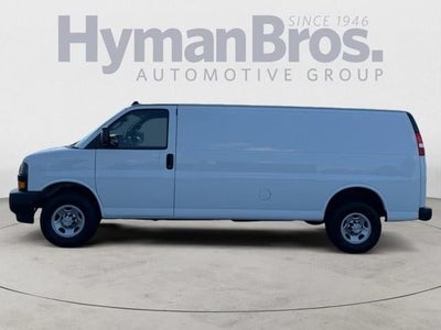 2022 Chevrolet Express Cargo Van 2500 Extended Wheelbase Rear-Wheel Drive
