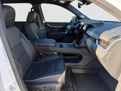 2024 GMC Acadia AWD Denali