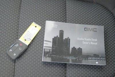 2022 GMC Acadia AWD SLE
