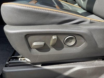 2023 GMC Yukon XL 4WD 4dr AT4