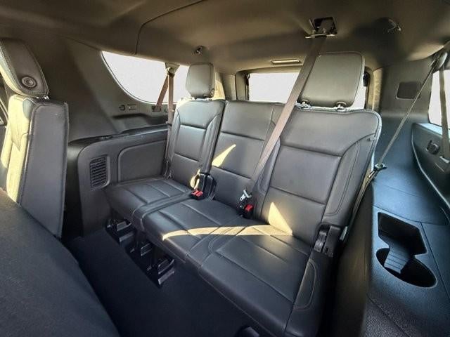 2025 Chevrolet Suburban 4WD Z71