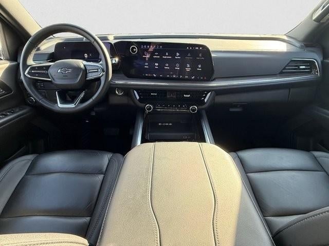 2025 Chevrolet Suburban 4WD Z71