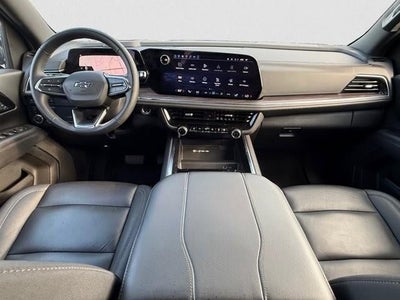 2025 Chevrolet Suburban 4WD Z71