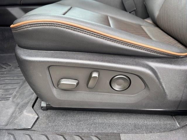 2023 GMC Canyon Crew Cab Short Box 4-Wheel Drive AT4