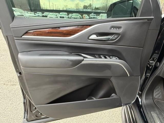 2022 Cadillac Escalade ESV 4WD Premium Luxury