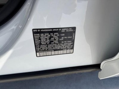 2025 Volkswagen Atlas 2.0T SEL Premium R-Line 4MOTION