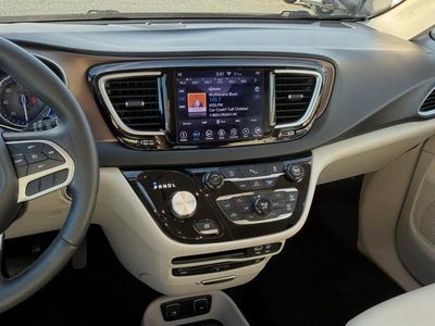 2018 Chrysler Pacifica Touring L Plus FWD