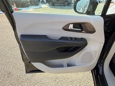 2018 Chrysler Pacifica Touring L Plus FWD