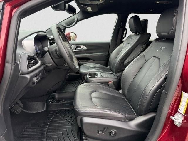 2022 Chrysler Pacifica Hybrid Touring L FWD