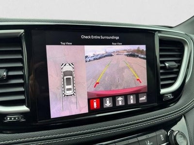 2022 Chrysler Pacifica Hybrid Touring L FWD