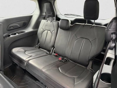 2022 Chrysler Pacifica Hybrid Touring L FWD