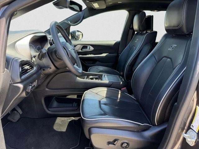 2023 Chrysler Pacifica Limited AWD