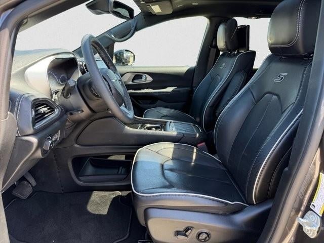 2023 Chrysler Pacifica Limited AWD