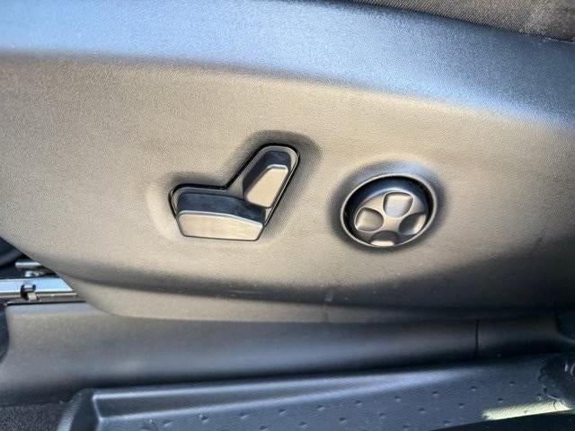 2023 Chrysler Pacifica Limited AWD