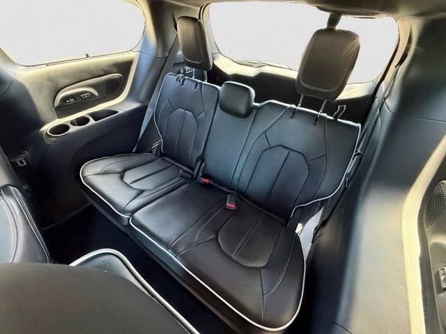 2023 Chrysler Pacifica Limited AWD