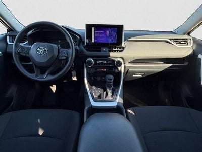 2025 Toyota RAV4 LE AWD (Natl)