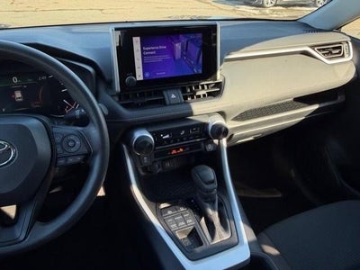2025 Toyota RAV4 LE AWD (Natl)