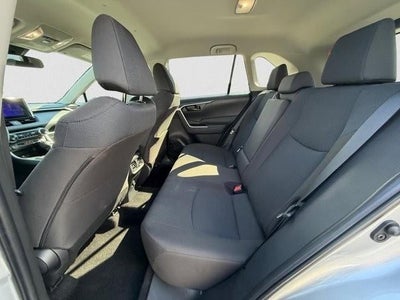 2025 Toyota RAV4 LE AWD (Natl)