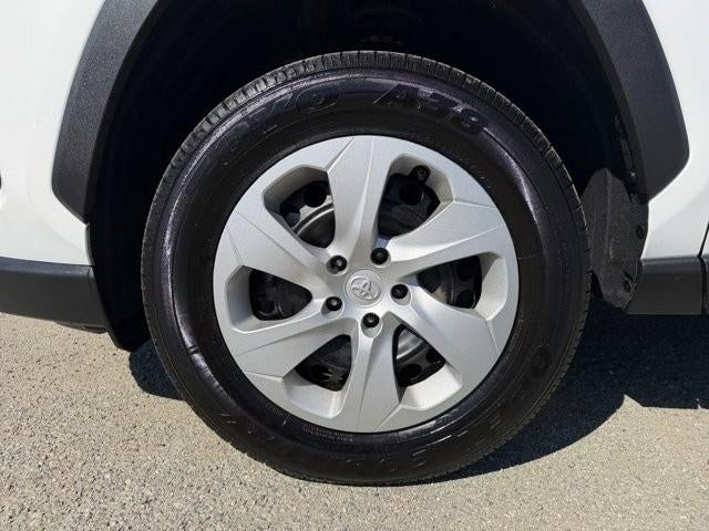 2025 Toyota RAV4 LE AWD (Natl)