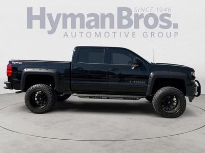 2017 Chevrolet Silverado 1500 Crew Cab Short Box 4-Wheel Drive LT