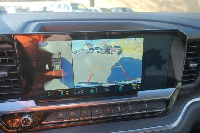 2023 GMC Sierra 1500 Crew Cab Short Box 4-Wheel Drive SLT