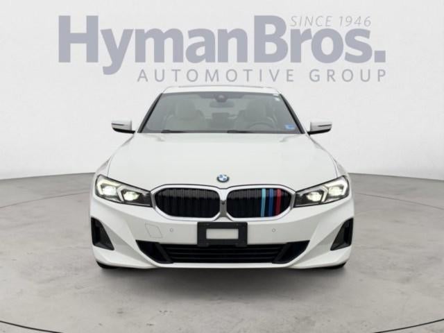 2023 BMW 330i Sedan