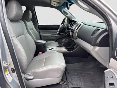 2015 Toyota Tacoma 4WD Double Cab Short Bed V6 Automatic (Natl)