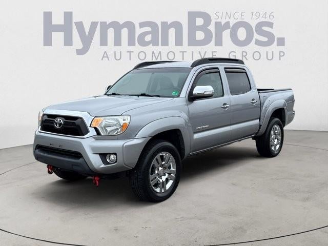 2015 Toyota Tacoma 4WD Double Cab Short Bed V6 Automatic (Natl)