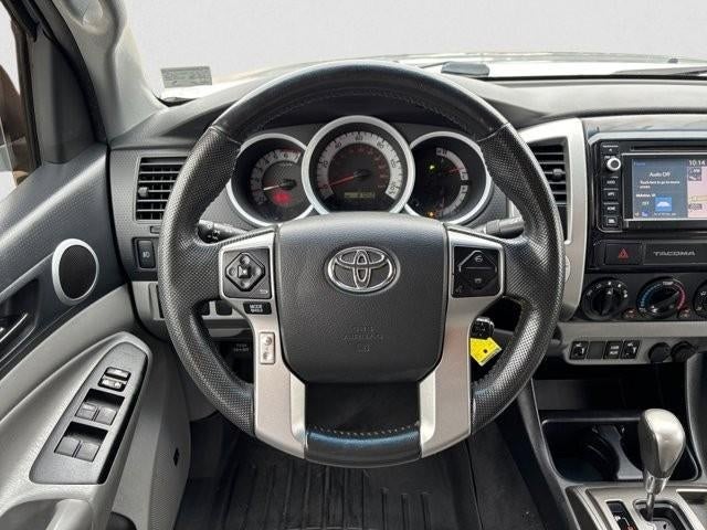 2015 Toyota Tacoma 4WD Double Cab Short Bed V6 Automatic (Natl)