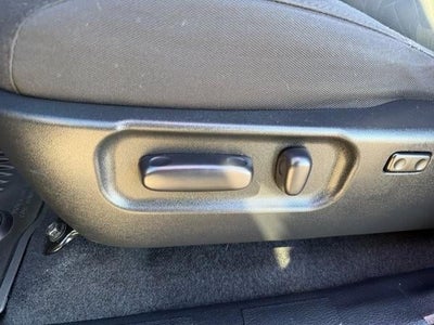 2022 Toyota Tacoma 4WD 4WD TRD Sport Double Cab 5' Bed V6 MT (Natl)