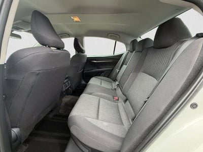 2025 Toyota Camry LE (SE)