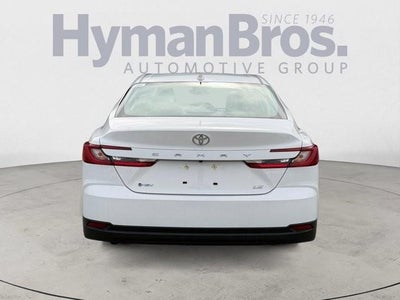 2025 Toyota Camry LE (SE)