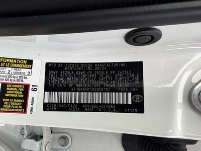 2025 Toyota Camry LE (SE)