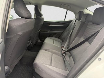 2025 Toyota Camry LE (SE)