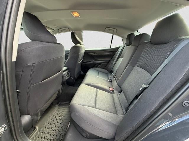 2025 Toyota Camry LE (SE)